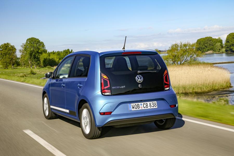  Volkswagen eco up! 5-Door 2017 года  (фото 5 из 9)